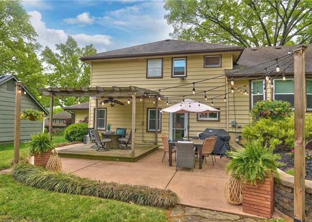 6408 W 101st Place — photo 39