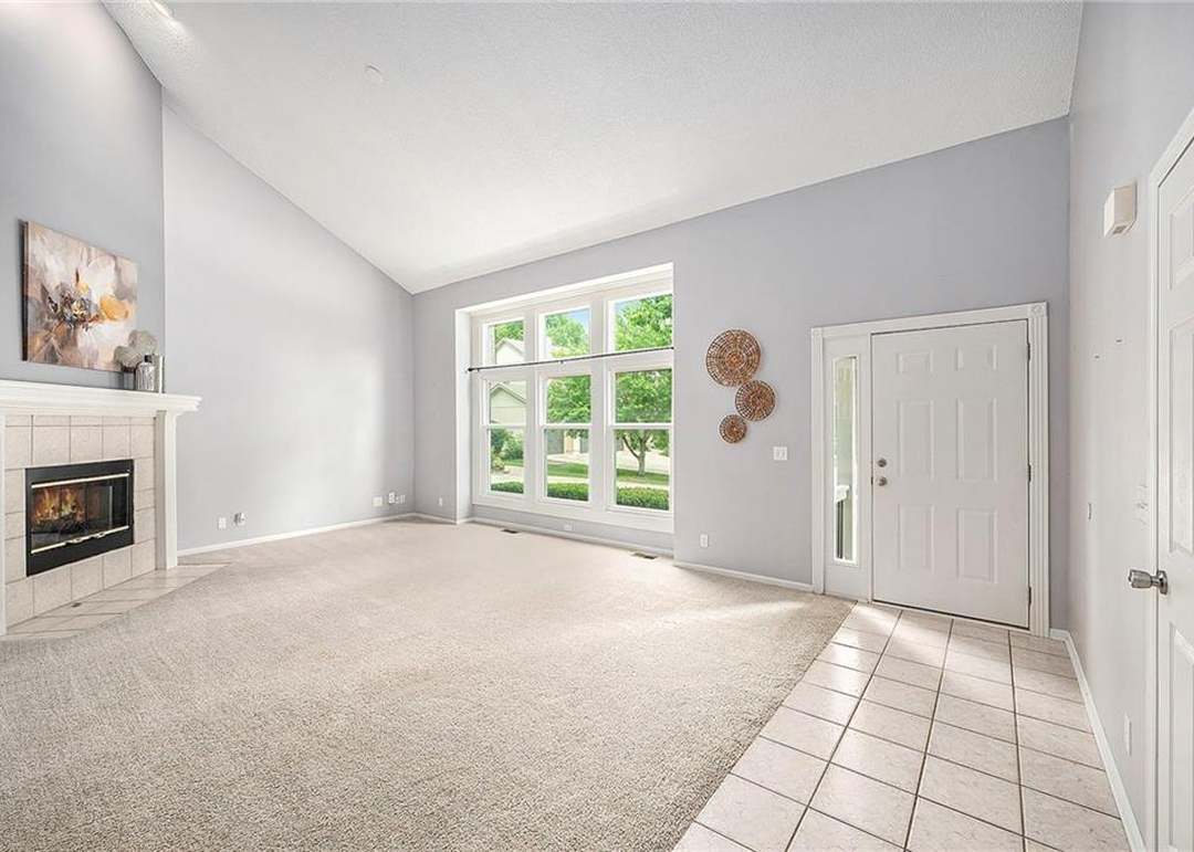 7224 Widmer Road — photo 6