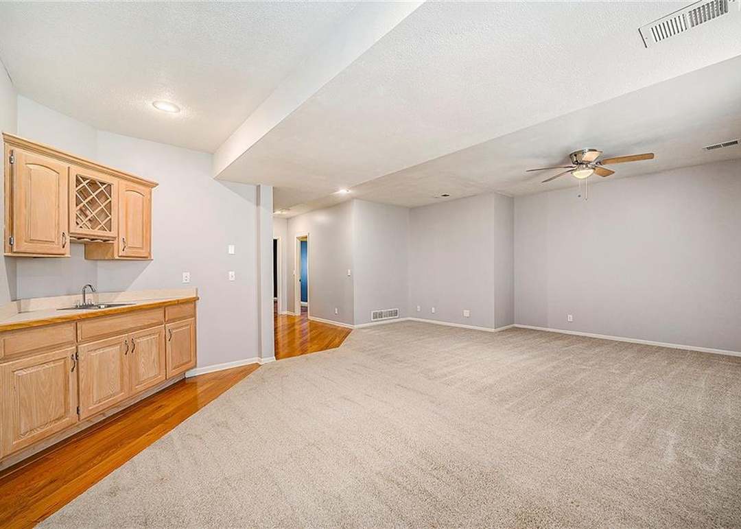 7224 Widmer Road — photo 18