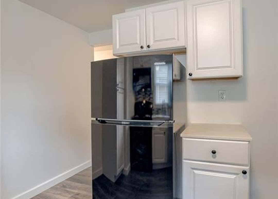 207 E Cedar Street — photo 4