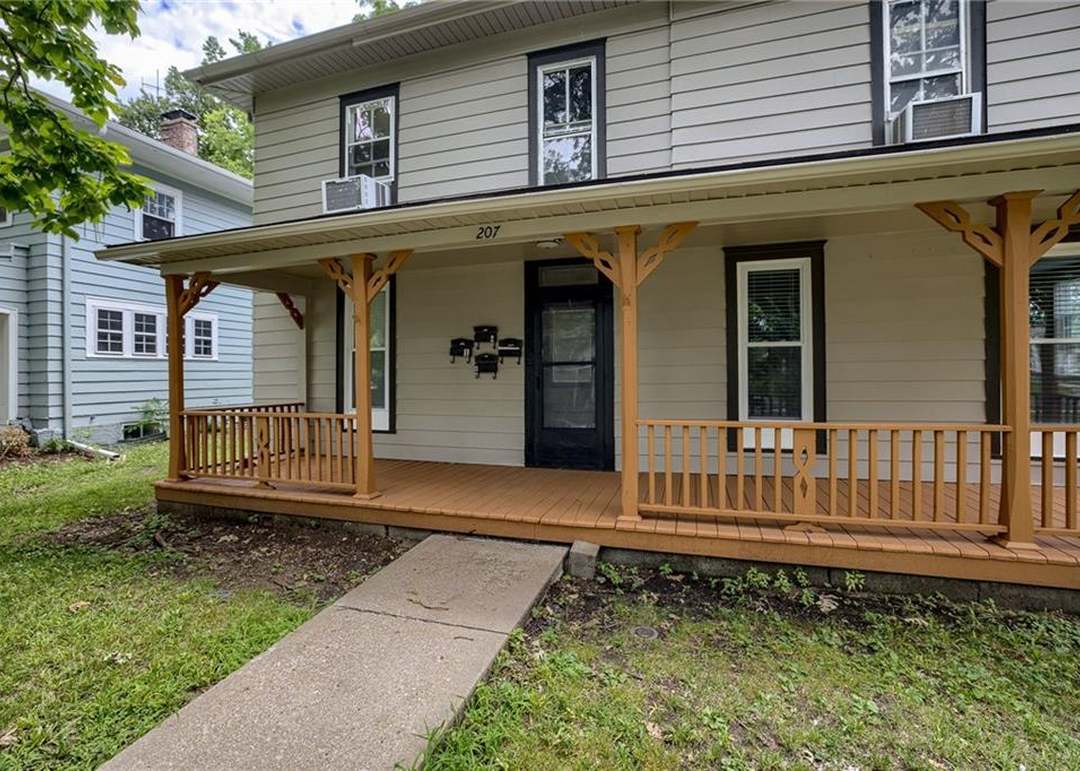 207 E Cedar Street — photo 10