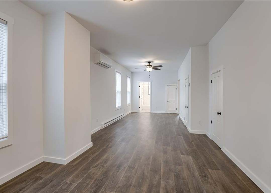 207 E Cedar Street — photo 22
