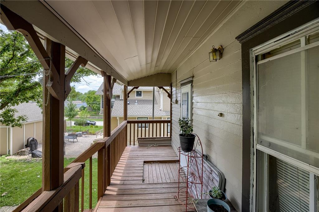 207 E Cedar Street — photo 30