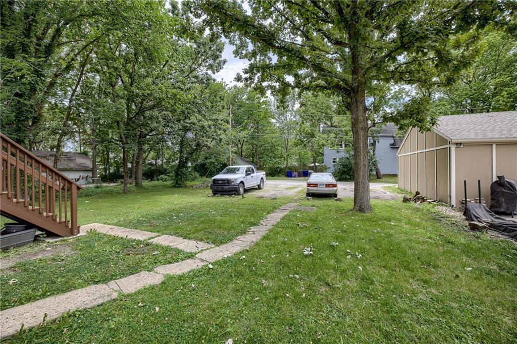 207 E Cedar Street — photo 31