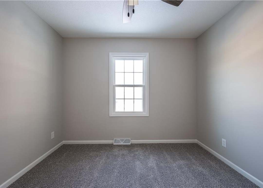 8109 E 133 Terrace — photo 7