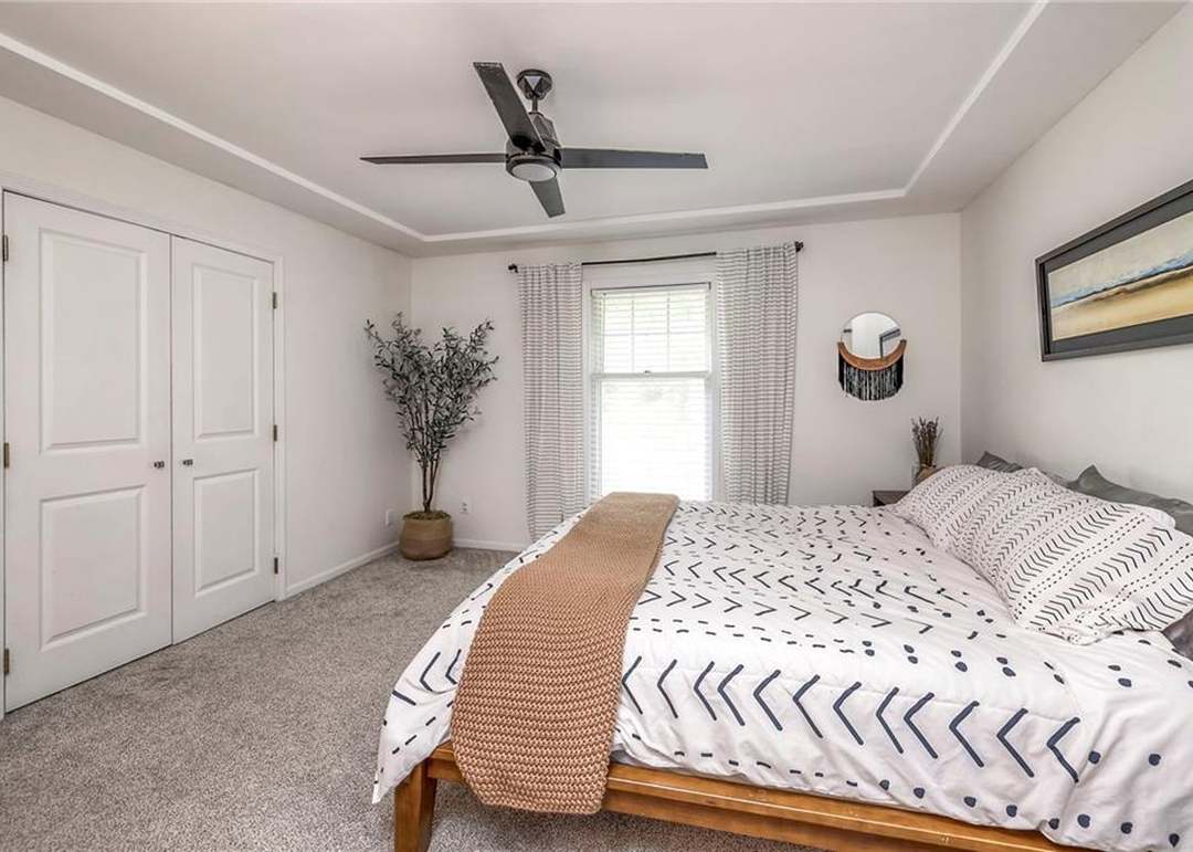 809 E 118 Terrace — photo 19